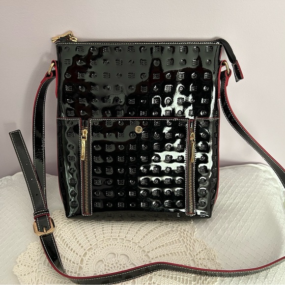 PATENT LEATHER CROSS BODY BAG NWOT - Picture 1 of 4